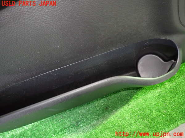 1UPJ-9238671264]ソリオ バンディット(MA37S)左前ドア内張り 中古_3