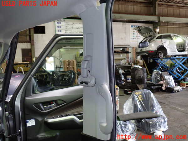 1UPJ-9238677665]ソリオ バンディット(MA37S)右センターピラートリム 中古_2