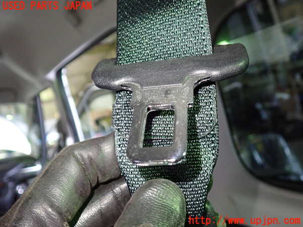 1UPJ-9238677135]ソリオ バンディット(MA37S)真中2列目シートベルト 中古_2