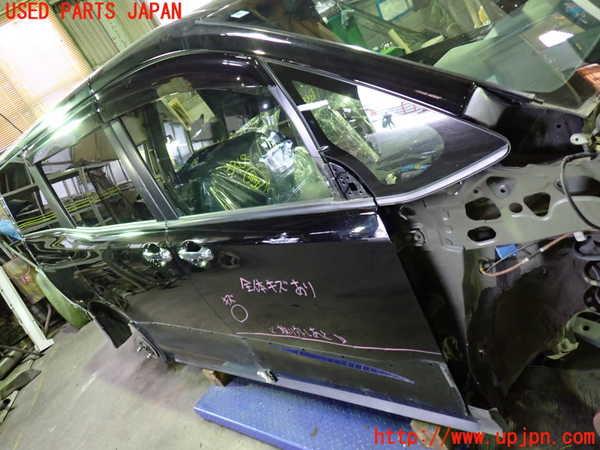 1UPJ-9238681230]ヴォクシー(ノア)(ZRR80W)右前ドア NSG M3O5 中古_2