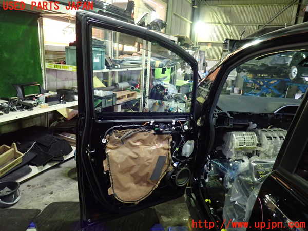 1UPJ-9238681260]ヴォクシー(ノア)(ZRR80W)左前ドア NSG M3O5 中古_5