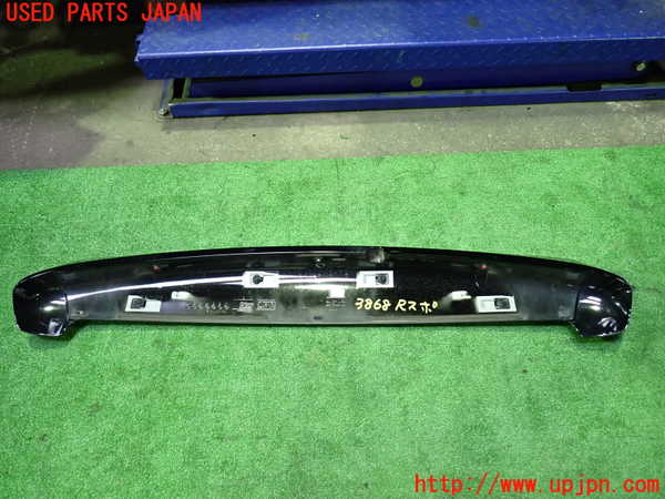 1UPJ-9238681520]ヴォクシー(ノア)(ZRR80W)リアスポイラー 中古_2