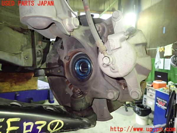 1UPJ-9238684295]ヴォクシー(ノア)(ZRR80W)左フロントナックルハブ 中古_2