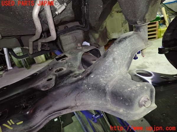 1UPJ-9238685285]ヴォクシー(ノア)(ZRR80W)フロントメンバー 中古_2