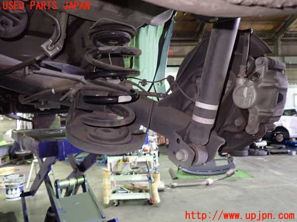 1UPJ-9238685380]ヴォクシー(ノア)(ZRR80W)リアアクスルビーム 中古_3