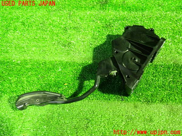 1UPJ-9238686381]ヴォクシー(ノア)(ZRR80W)センサー1 (アクセルペダル) 中古_2