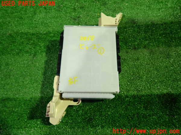 1UPJ-9238686741]ヴォクシー(ノア)(ZRR80W)ヒューズボックス1 中古_2