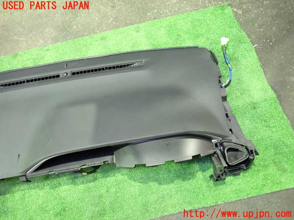 1UPJ-9238687505]ヴォクシー(ノア)(ZRR80W)ダッシュボード 中古_2