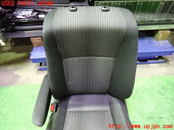 1UPJ-9238687065]ヴォクシー(ノア)(ZRR80W)助手席シート 中古_2