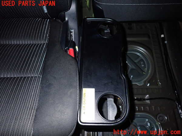 1UPJ-9238687145]ヴォクシー(ノア)(ZRR80W)右2列目シート 中古_4