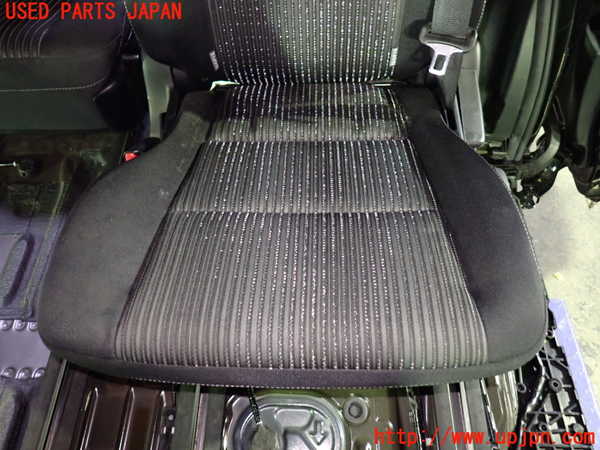 1UPJ-9238687175]ヴォクシー(ノア)(ZRR80W)左2列目シート 中古_4