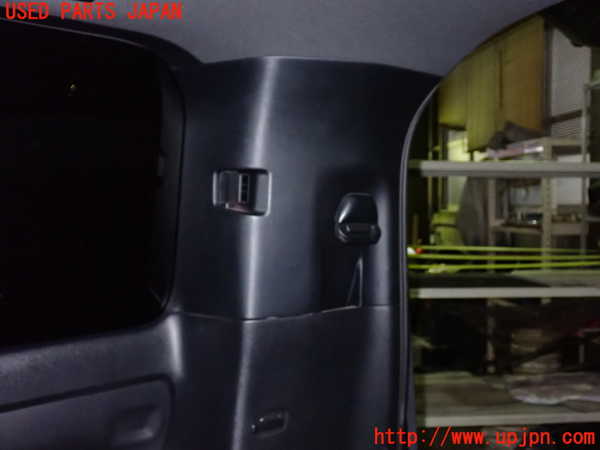 1UPJ-9238687675]ヴォクシー(ノア)(ZRR80W)右リアピラートリム 中古_3
