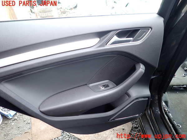 1UPJ-9238691320]アウディ・S3 セダン(8VDJHL)左後ドア AGC M189 中古_3