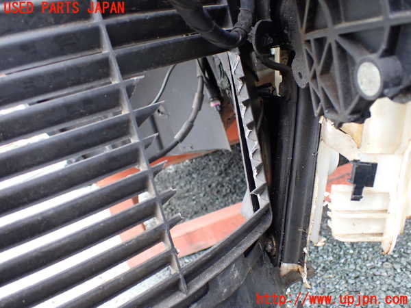 1UPJ-9238691090]アウディ・S3 セダン(8VDJHL)右前フェンダーライナー 中古_4