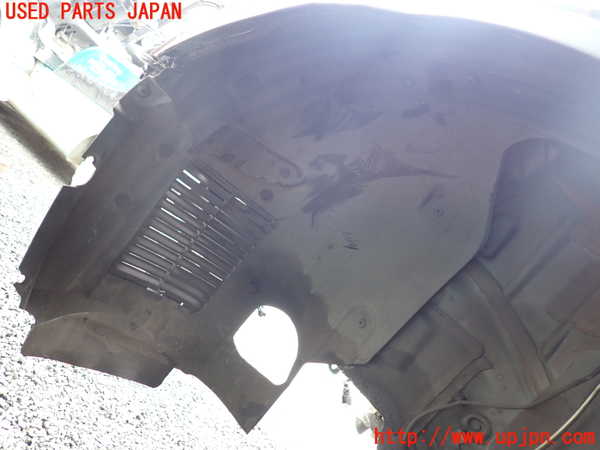 1UPJ-9238691092]アウディ・S3 セダン(8VDJHL)左前フェンダーライナー 中古_3