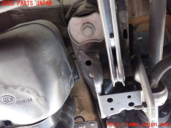 1UPJ-9238695295]アウディ・S3 セダン(8VDJHL)リアメンバー 中古_2