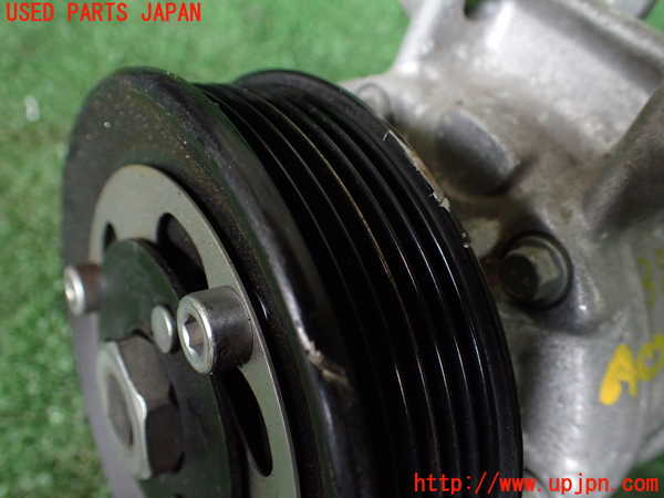 1UPJ-9238696025]アウディ・S3 セダン(8VDJHL)エアコンコンプレッサー 中古_3