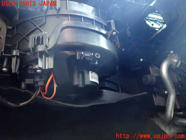 1UPJ-9238696081]アウディ・S3 セダン(8VDJHL)エバポレーター1 中古_3