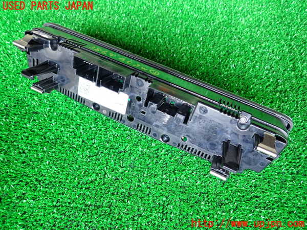 1UPJ-9238696066]アウディ・S3 セダン(8VDJHL)エアコンスイッチ1 中古_2