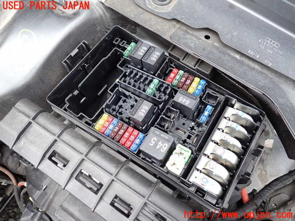 1UPJ-9238696741]アウディ・S3 セダン(8VDJHL)ヒューズボックス1 中古_2