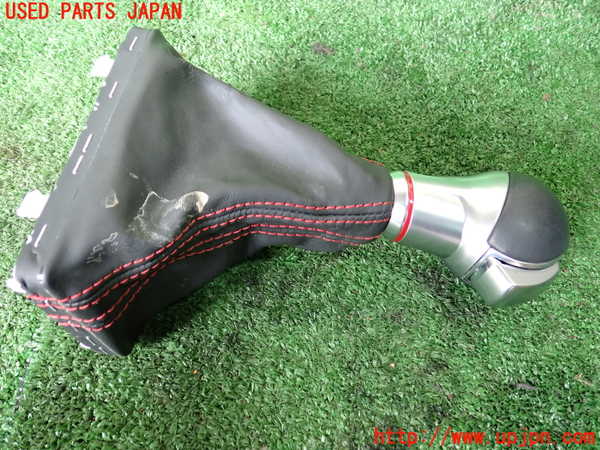 1UPJ-9238697570]アウディ・S3 セダン(8VDJHL)シフトノブ 中古_2