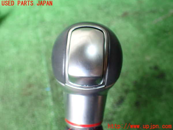 1UPJ-9238697570]アウディ・S3 セダン(8VDJHL)シフトノブ 中古_5