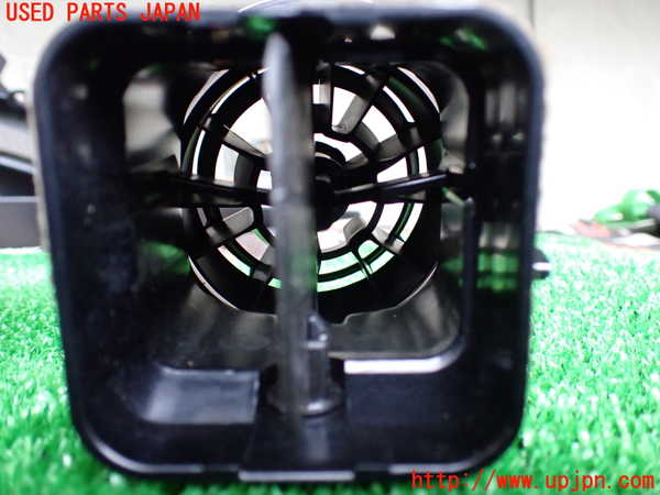 1UPJ-9238697527]アウディ・S3 セダン(8VDJHL)エアコン吹き出し口2 (真中) 中古_4