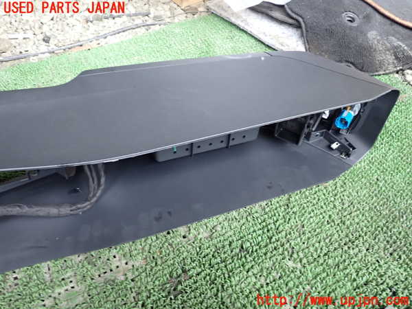 1UPJ-9238697540]アウディ・S3 セダン(8VDJHL)センターコンソール 中古_4