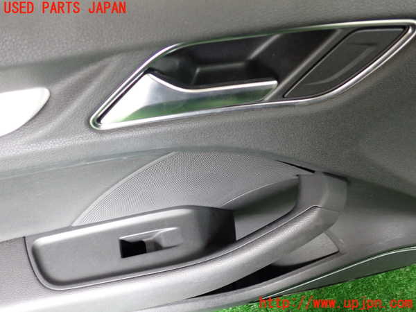 1UPJ-9238691264]アウディ・S3 セダン(8VDJHL)左前ドア内張り 中古_2