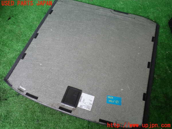 1UPJ-9238697771]アウディ・S3 セダン(8VDJHL)ラゲッジトレイ1 中古_2