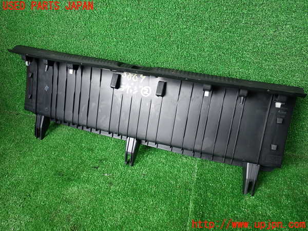 1UPJ-9238697772]アウディ・S3 セダン(8VDJHL)ラゲッジトレイ2 中古_2