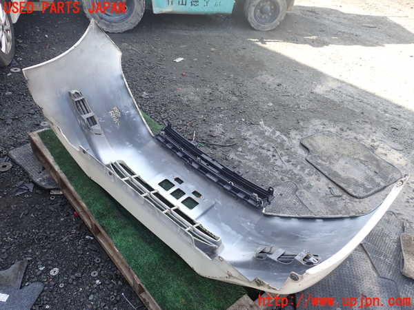 1UPJ-9238701010]ステップワゴン(RK1)フロントバンパー 中古_5