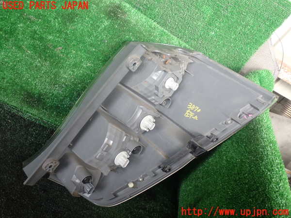 1UPJ-9238701536]ステップワゴン(RK1)左テールランプ 中古_2