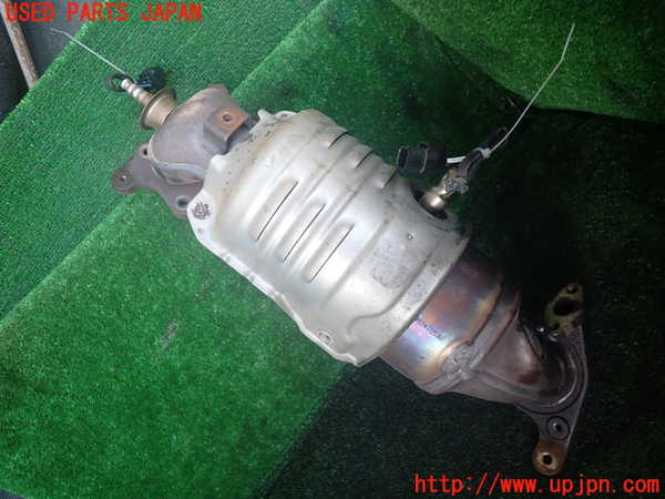 1UPJ-9238702041]ステップワゴン(RK1)エキマニ1 触媒 マニバーター 中古_2