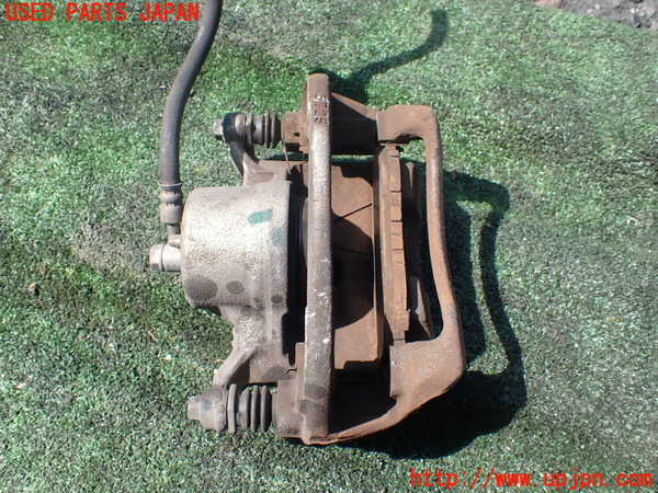 1UPJ-9238704080]ステップワゴン(RK1)右フロントキャリパー 中古_2