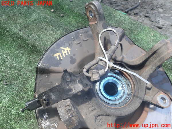 1UPJ-9238704295]ステップワゴン(RK1)左フロントナックルハブ 中古_3