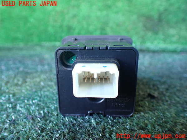 1UPJ-9238706306]ステップワゴン(RK1)スイッチ1(パワードア) 中古_2