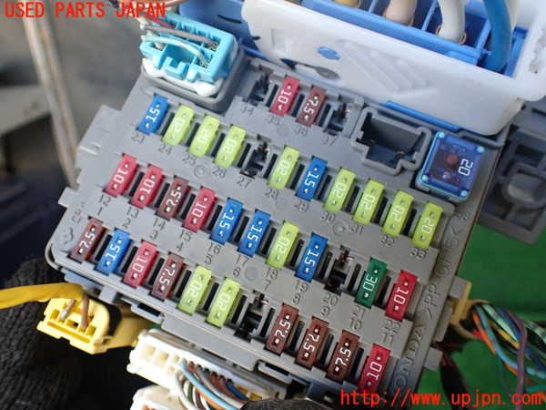 1UPJ-9238706741]ステップワゴン(RK1)ヒューズボックス1(室内運転席側) 中古_3