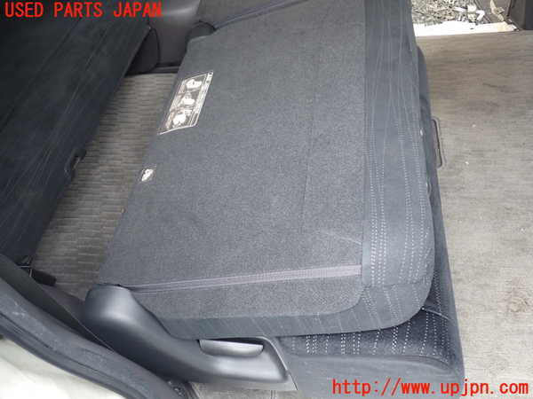 1UPJ-9238707145]ステップワゴン(RK1)右2列目シート 中古_4