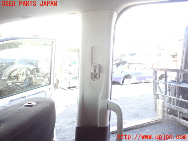 1UPJ-9238707665]ステップワゴン(RK1)右センターピラートリム 中古_2