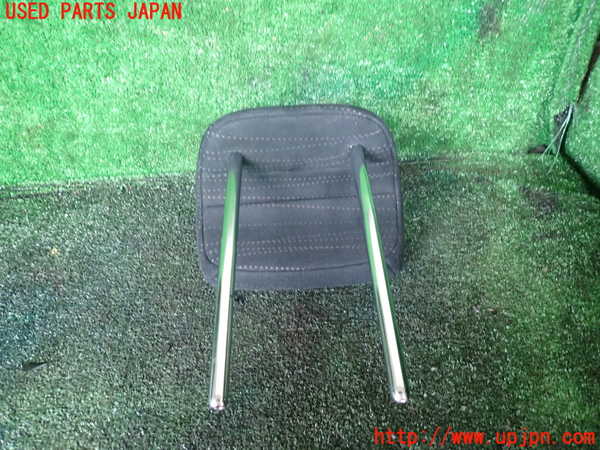 1UPJ-9238707150]ステップワゴン(RK1)右2列目ヘッドレスト 中古_3