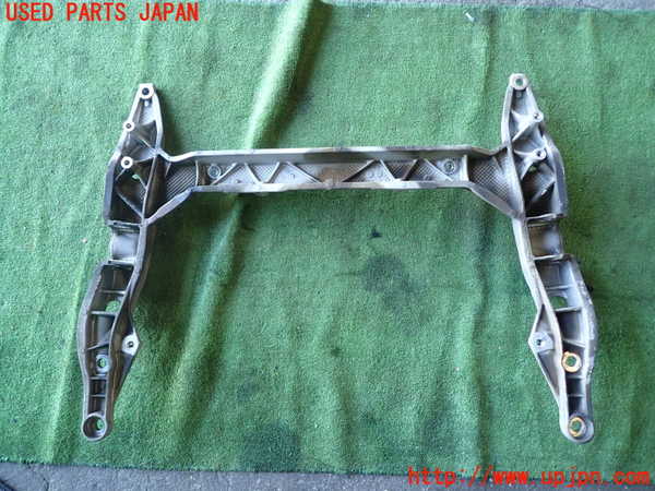 1UPJ-9238715285]ポルシェ・ボクスター(98623)フロントメンバー 中古_2