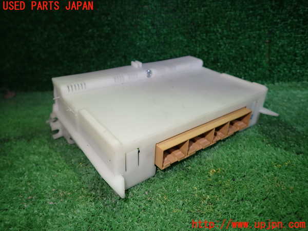 1UPJ-9238716066]ポルシェ・ボクスター(98623)エアコンスイッチ1 中古_4