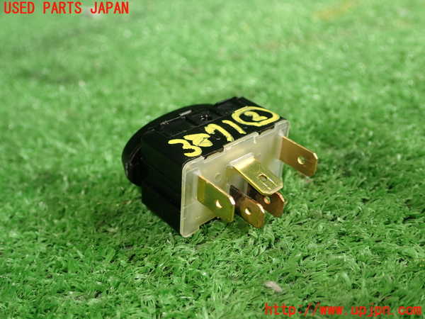 1UPJ-9238716307]ポルシェ・ボクスター(98623)スイッチ2 (ドアロック) 中古_3