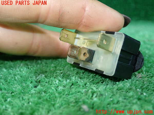 1UPJ-9238716307]ポルシェ・ボクスター(98623)スイッチ2 (ドアロック) 中古_4