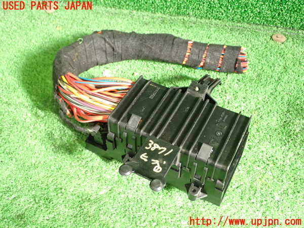 1UPJ-9238716741]ポルシェ・ボクスター(98623)ヒューズボックス1 中古_3