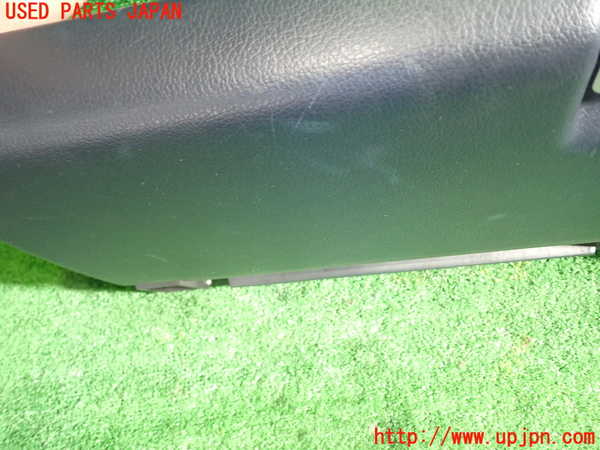 1UPJ-9238717516]ポルシェ・ボクスター(98623)グローブボックス1 中古_4