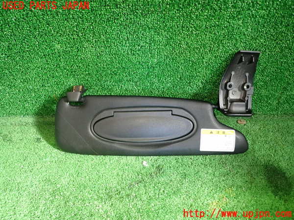 1UPJ-9238717625]ポルシェ・ボクスター(98623)室内サンバイザー右側 中古_2