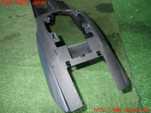 1UPJ-9238717540]ポルシェ・ボクスター(98623)センターコンソール 中古_4