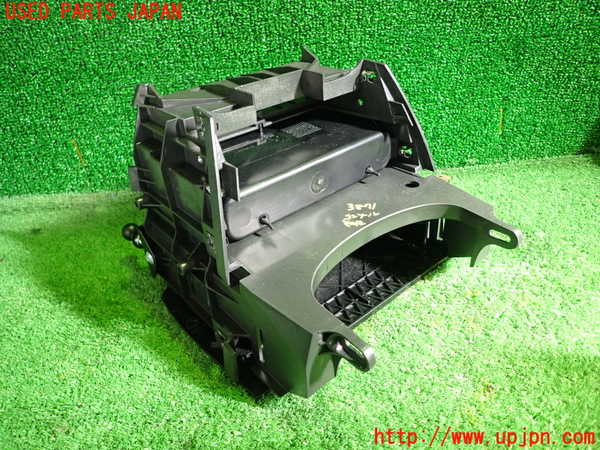 1UPJ-9238717549]ポルシェ・ボクスター(98623)コンソール 中古_2